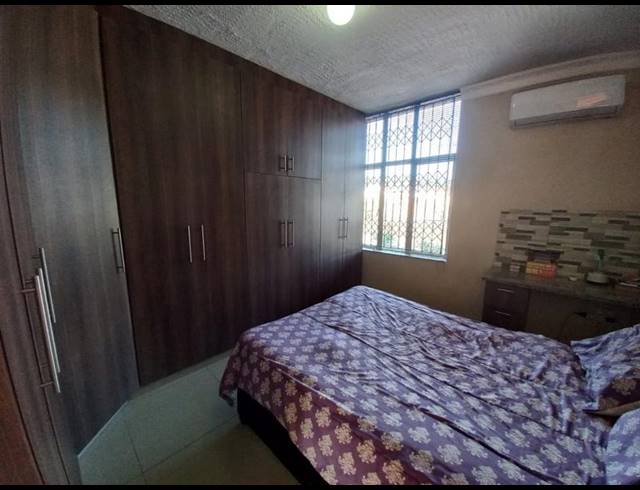 1 BEDROOM APARTMENT FOR SALE IN MEREBANK
